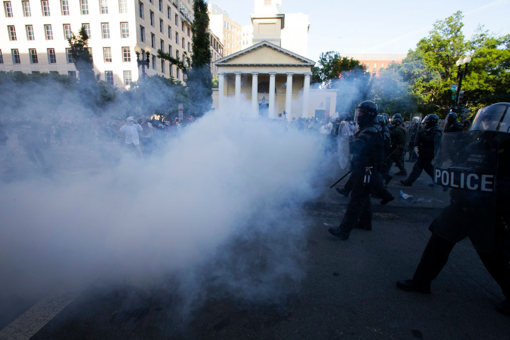 Police Clearing Peaceful Protestors from Lafayette Park