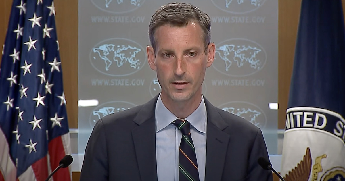 Matt Lee Grills State Department Spokesperson Over Cuba Sanctions