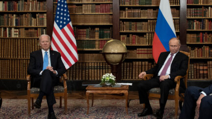 Biden and Putin Body Language