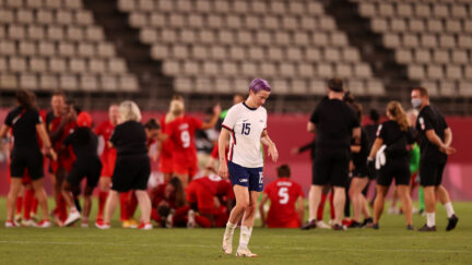 Megan Rapinoe leaves pitch after U.S. loses to Canada