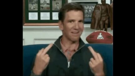Eli Manning flashes two middle fingers on ESPN2