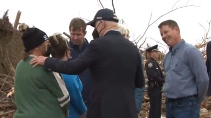 Biden calls for Aaron Rodgers to get vaccinated