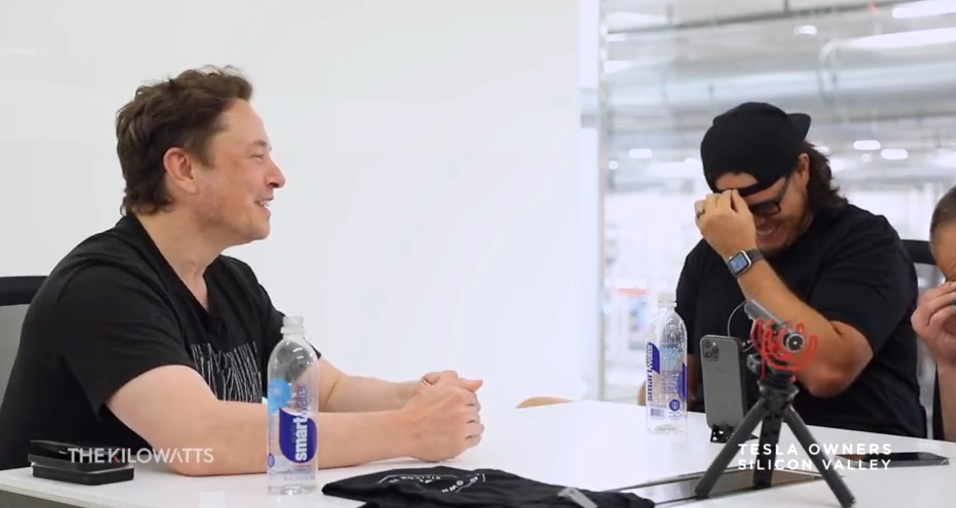 Elon Musk laughing at dead kids