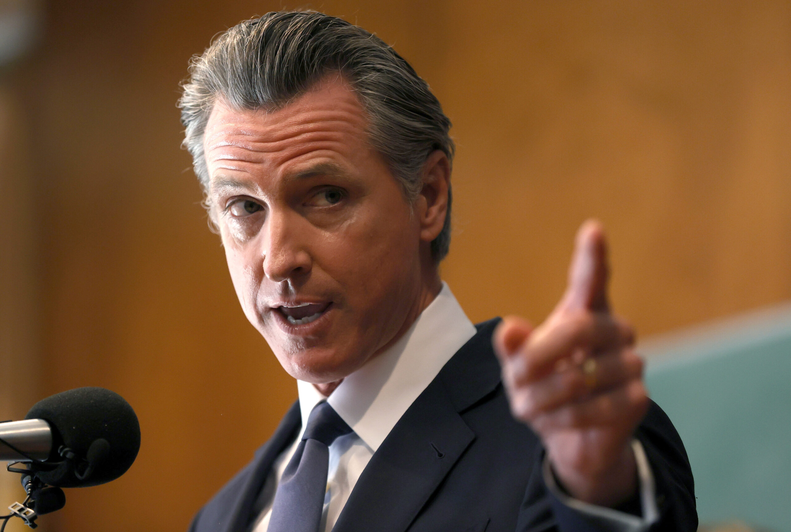 Gavin Newsom Attempts to Bring Hollywood Filming Back to California