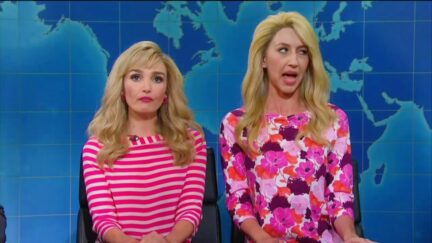 SNL's Weekend Update Brutally Mocks Mom Who Went Viral Over Hocus Pocus 2 With TWO Demon-Hating Moms