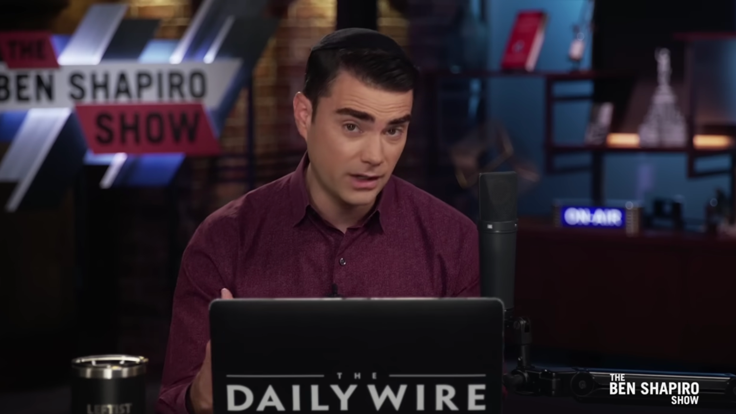 Worst Film Critic Ever: ‘Crying Baby’ Ben Shapiro Ripped Apart on Twitter Over His Criticism of Netflix’s ‘Glass Onion’ (mediaite.com)