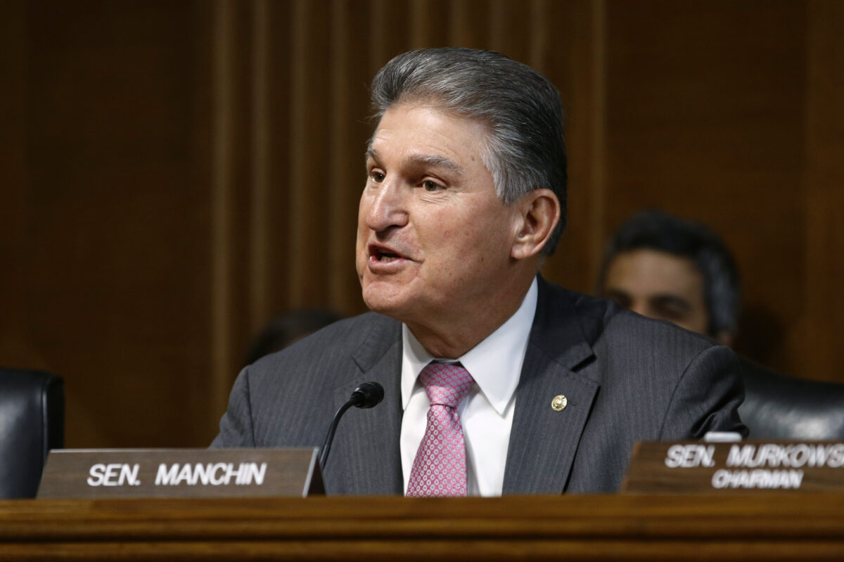 Joe Manchin Is Thinking Of Leaving The Democratic Party