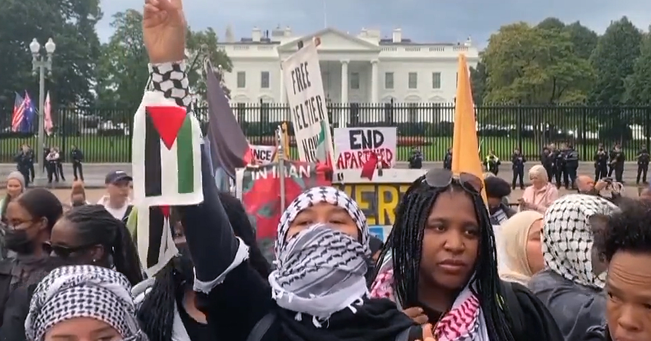 WATCH: Anti-Israel Protest At White House Shouts President Supports ‘Genocide’ As Motorcade Departs — ‘Biden, Biden, You Can’t Hide!’