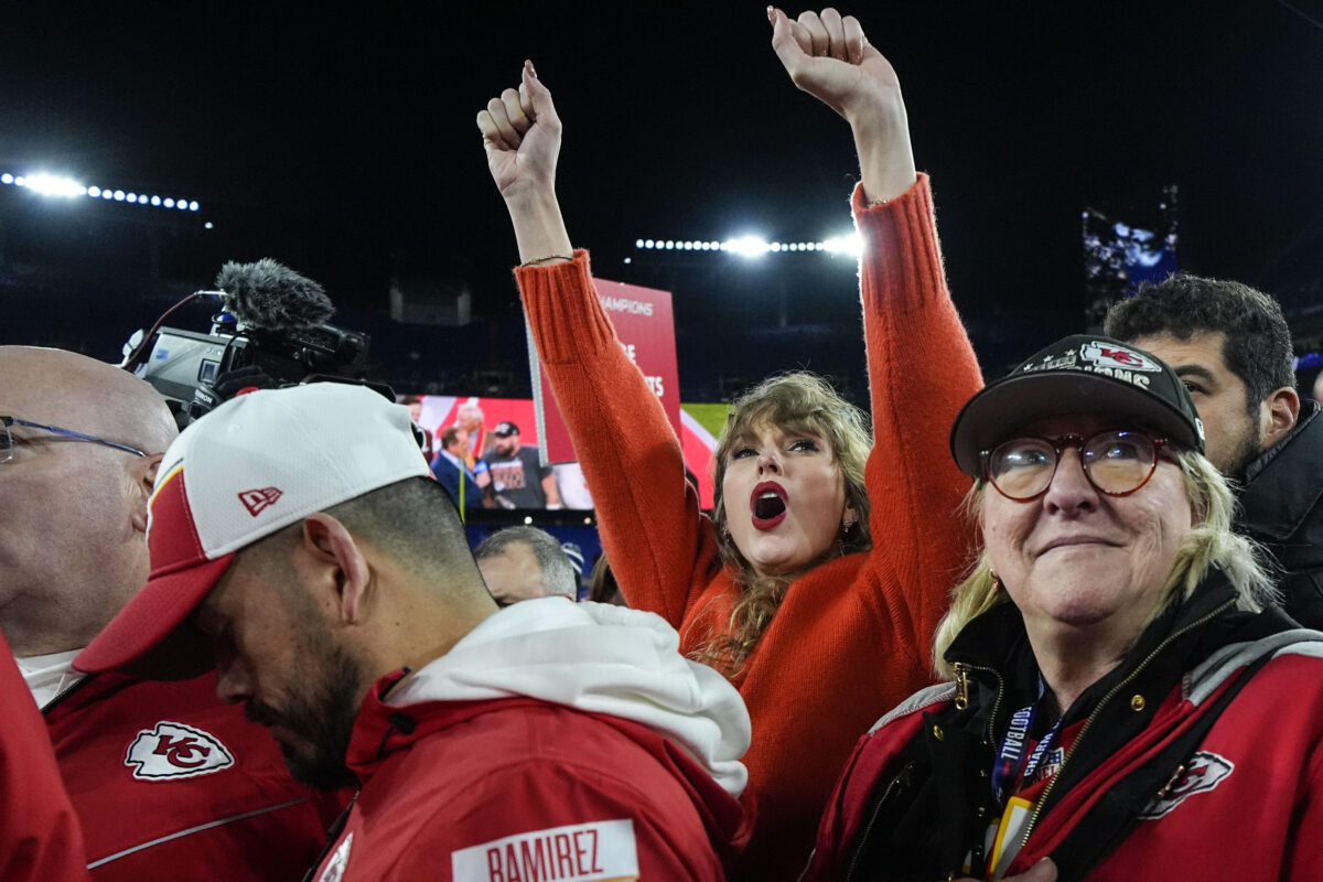 Taylor Swift celebrates Chiefs win