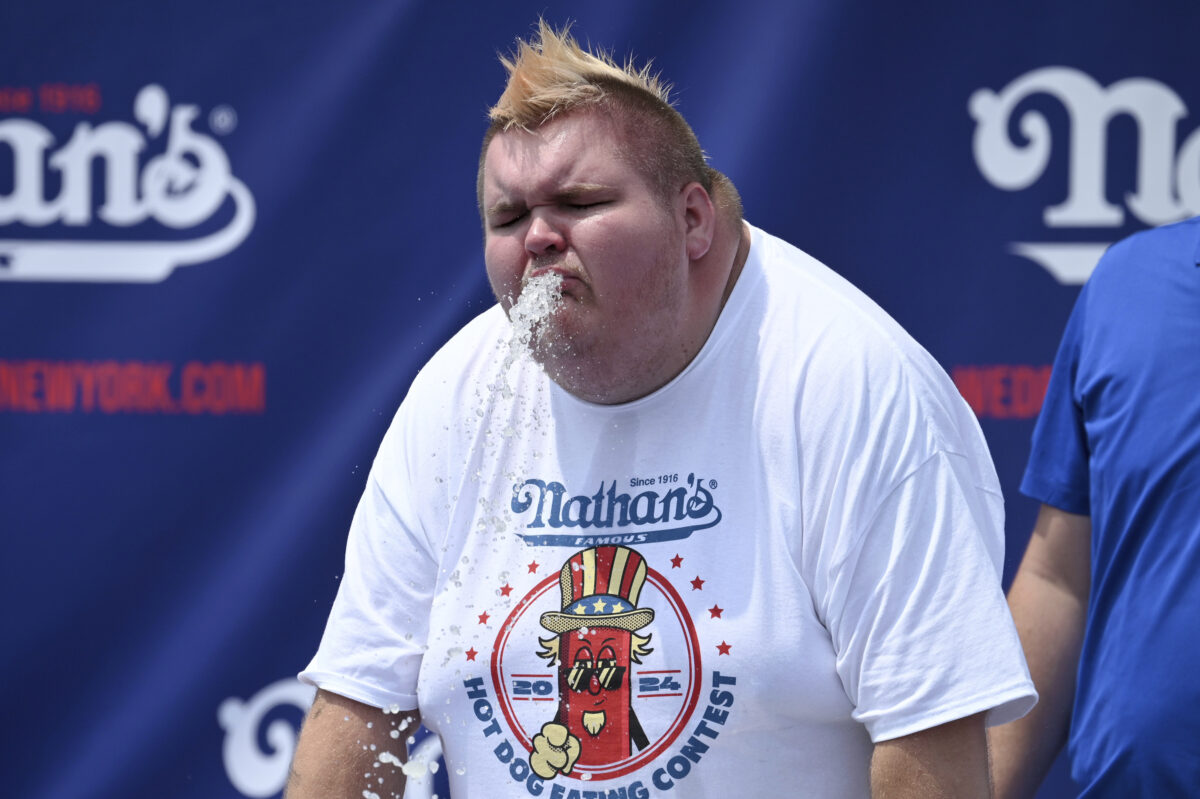 Man throws up at Nathan's Famous Lemonade Chug