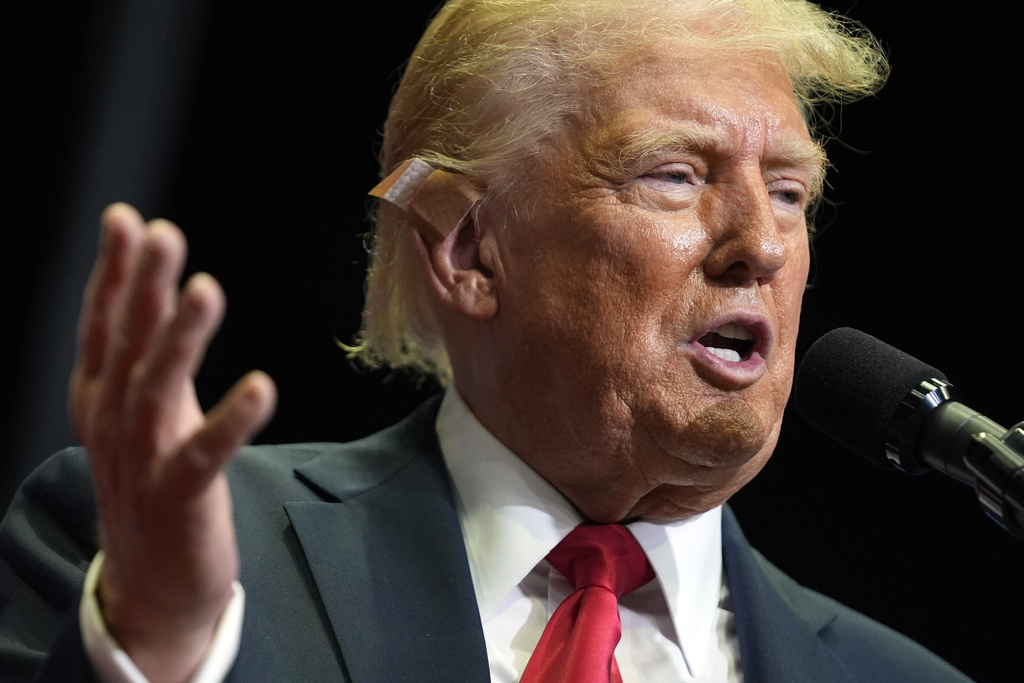 Trump Cracks About Biden Starting ‘World War 3’ Claiming Current President ‘Doesn’t Remember Quitting the Race’