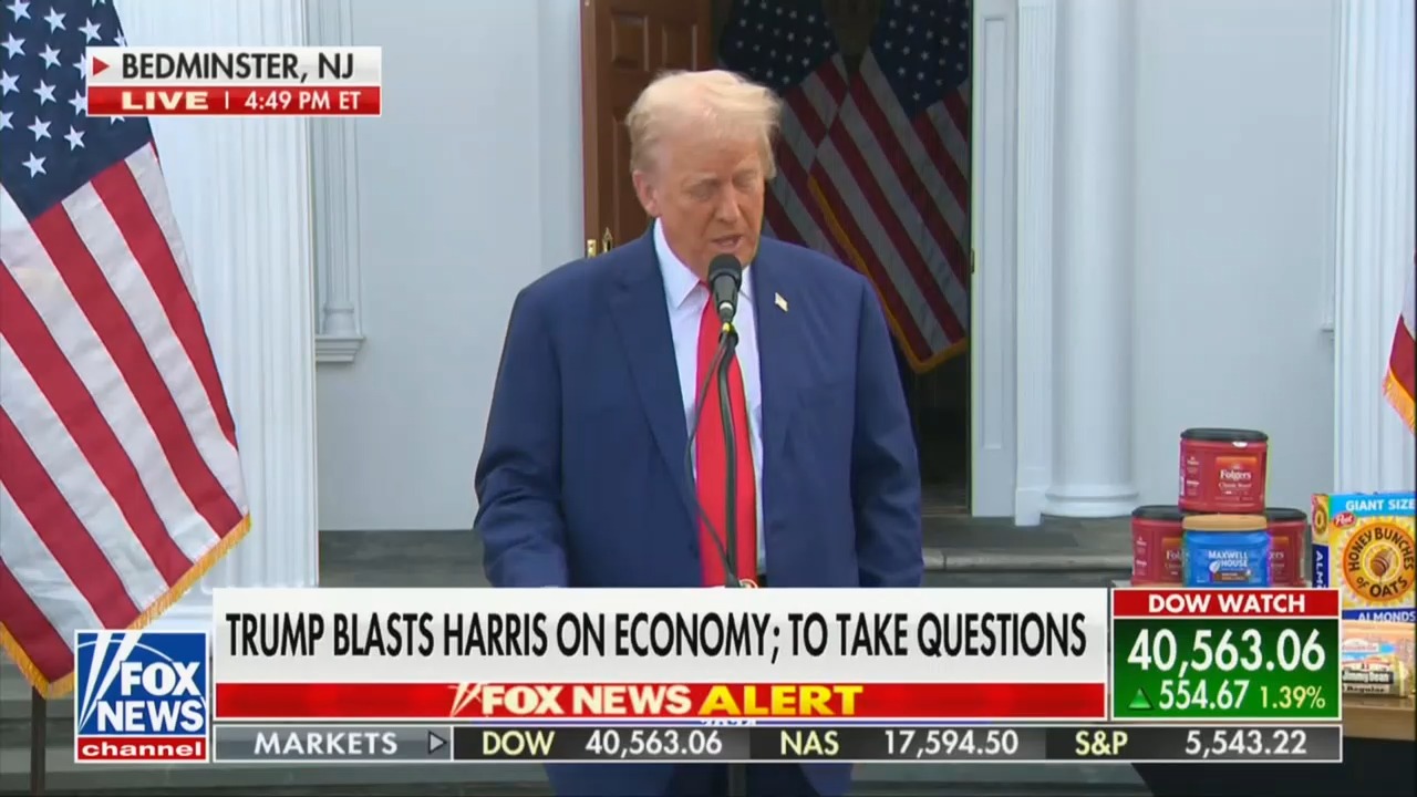 Trump Claims Stock Market Will ‘Crash’ While Fox News Ticker Shows Massive Market Gains On Screen