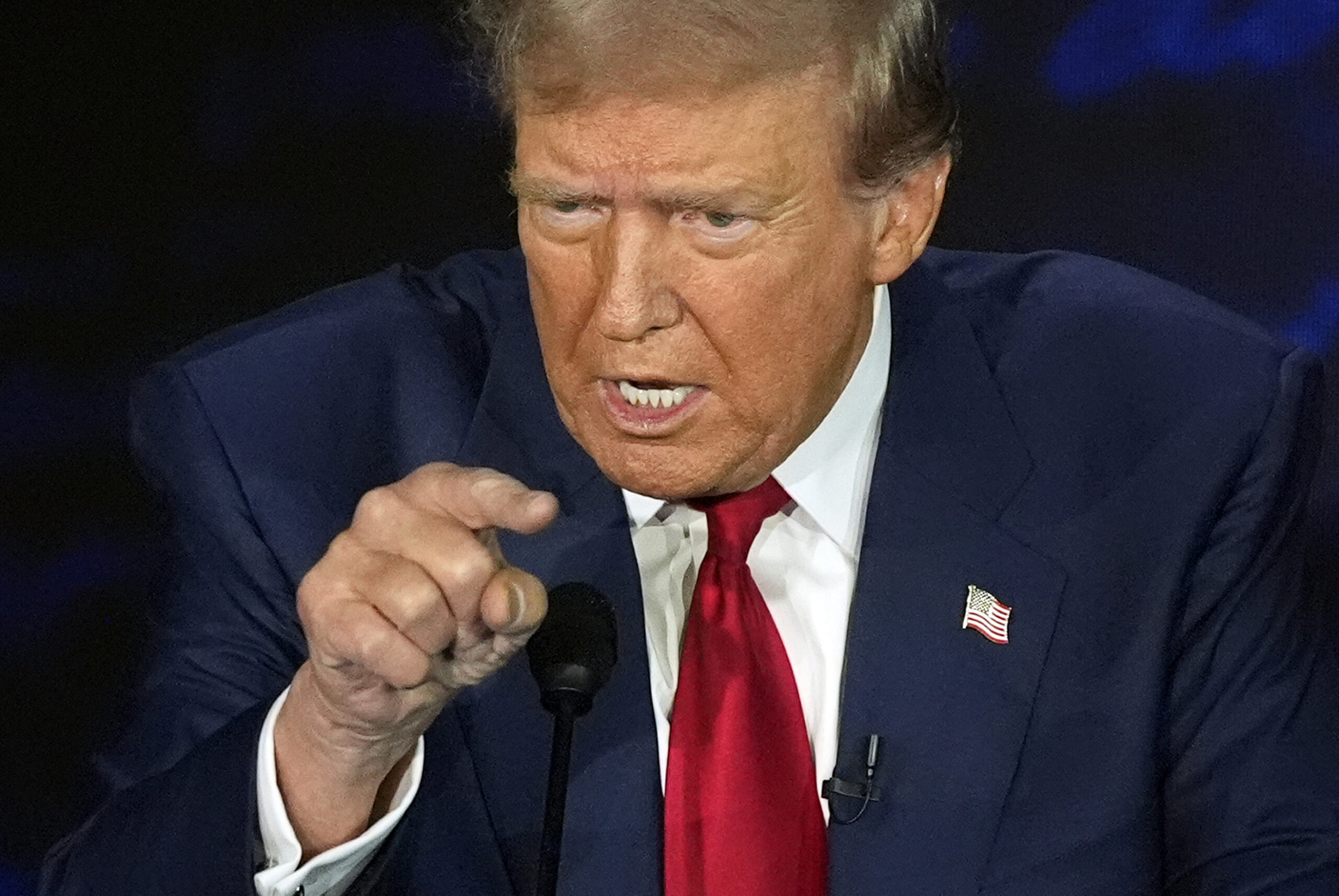 Donald Trump points finger during ABC debate