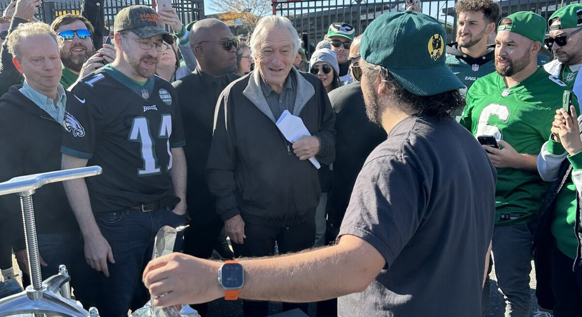 Robert De Niro Campaigns for VP Harris at Eagles Tailgate