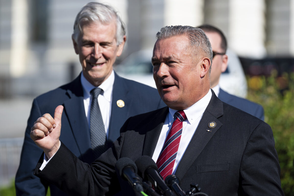 House Republican Praises Trump for ‘First Half’ of Truth Social Post Attacking Putin: ‘The Rest Is Dumb’