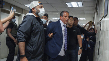 Ex-NYP Editor Comes To Defense of Brad Lander After ICE Scuffle