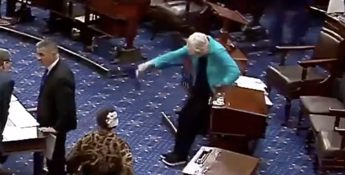 Elizabeth Warren falls on Senate floor