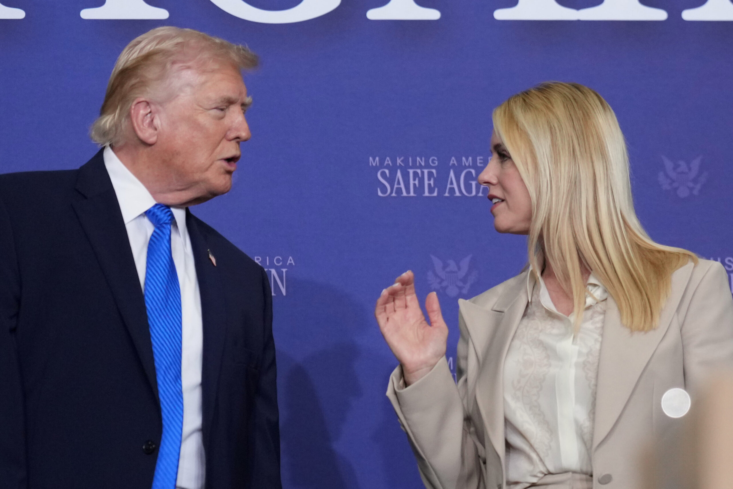 Trump Pam Bondi