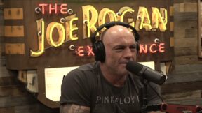 Joe Rogan hosting Joe Rogan Experience